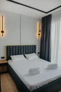 Tong Marina - 36