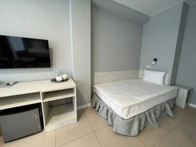 Central Inn - 95