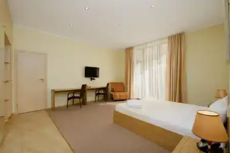 Арт-отель - 9