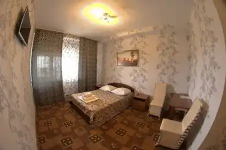 на Набережной - 85