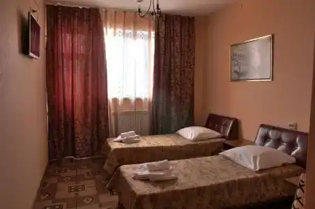 на Набережной - 87