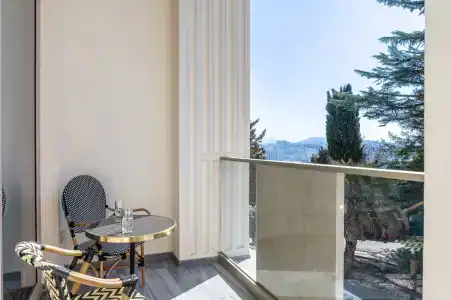 Grand Royal Residences - 280