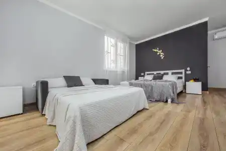 Grand House - 101