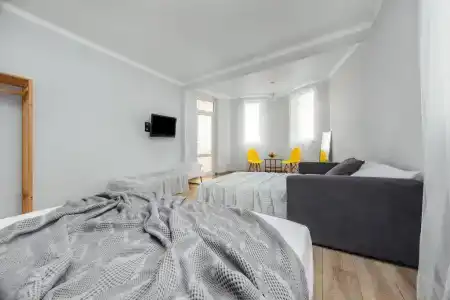 Grand House - 103