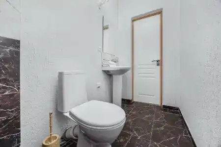 Grand House - 105