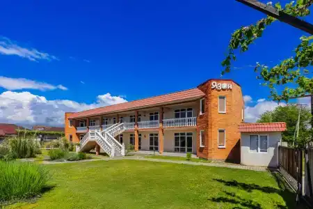 Grand House - 108