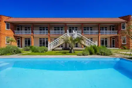 Grand House - 111