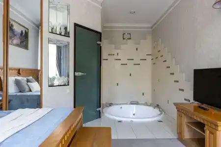 Garden House - 49