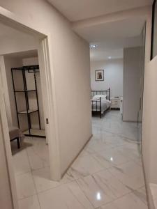 Old Corner - 21