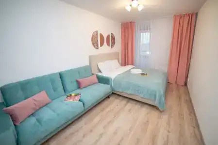 Квартиры на 8 Марта 202/3 - 102