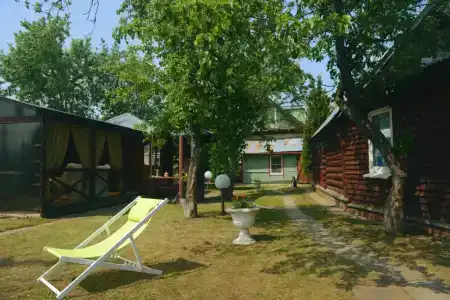 Шартруз Красное - сад, веранда и баня - 54