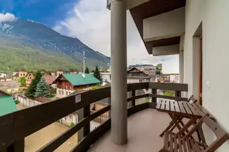 Эльпида - 44