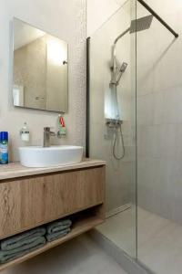 Суздальская вишня - 167