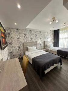 Сурожский - 90