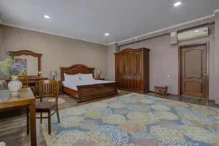 Shah Palace - 34