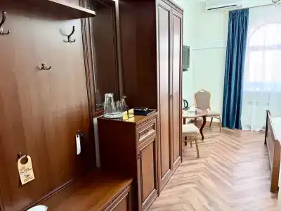 Варваци - 28