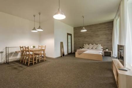 Loft 12 - 20