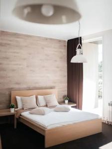 Loft 12 - 22