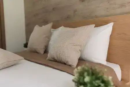 Loft 12 - 24