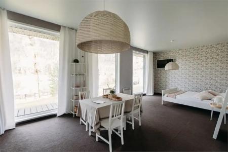 Loft 12 - 37