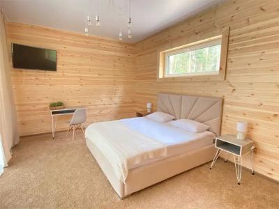 Loft 12 - 44