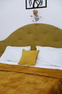 Honey House - 34