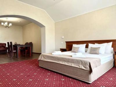 Bridge Hotel - 86
