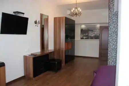New Astoria - 33