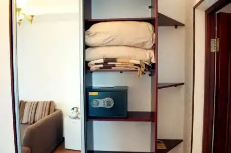 New Astoria - 60