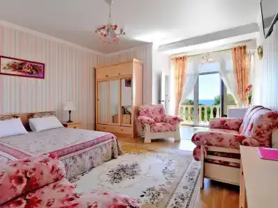 Де Люкс - 50