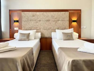 Bridge Hotel - 126