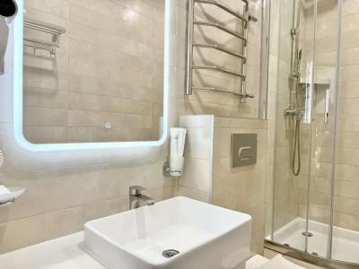 Bridge Hotel - 128