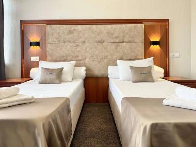Bridge Hotel - 131