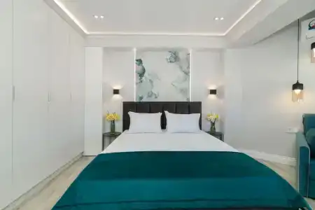 Адмиральская лагуна - 150