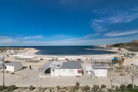 Адмиральская лагуна - 163