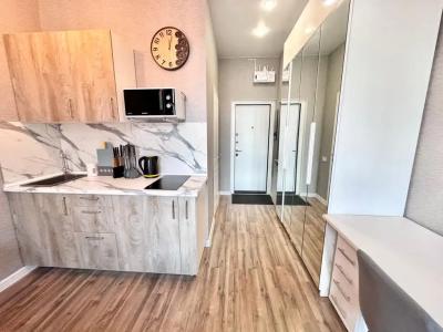 Metro Apartments - 135