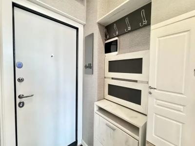 Metro Apartments - 142