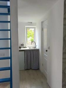 Южный дворик - 84