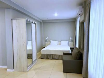 Central Inn - 97