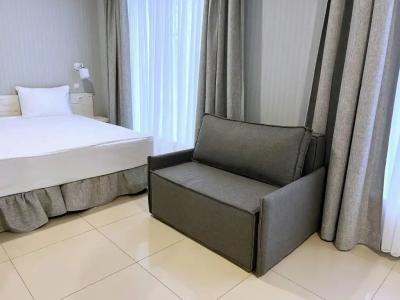Central Inn - 99