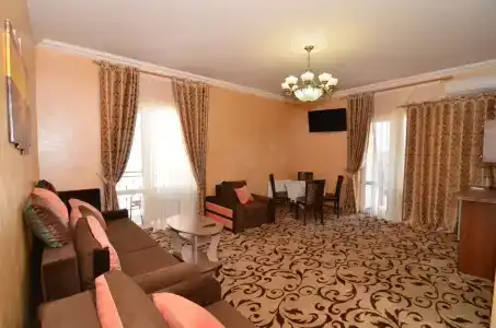 Жаклин - 75