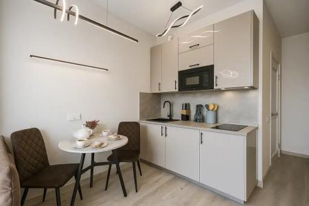 Metro Apartments - 163