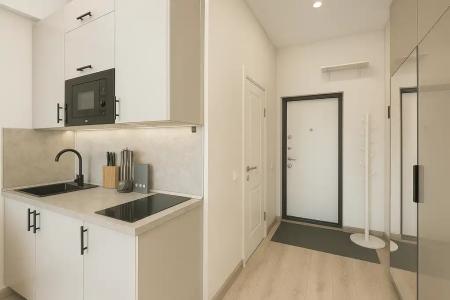Metro Apartments - 169