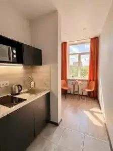 Metro Apartments - 186