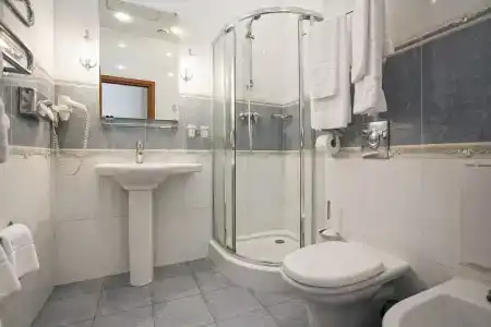 Respect Hall & Spa - 28