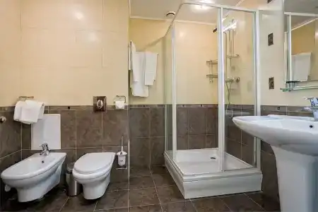 Respect Hall & Spa - 43
