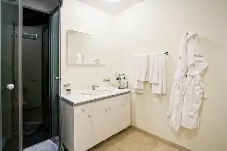 Respect Hall & Spa - 55