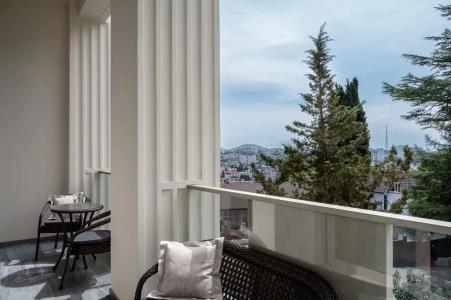 Grand Royal Residences - 323