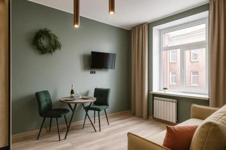 Metro Apartments - 206