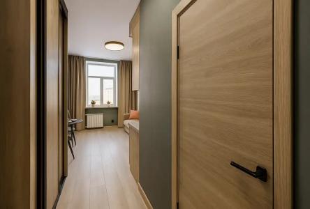 Metro Apartments - 215